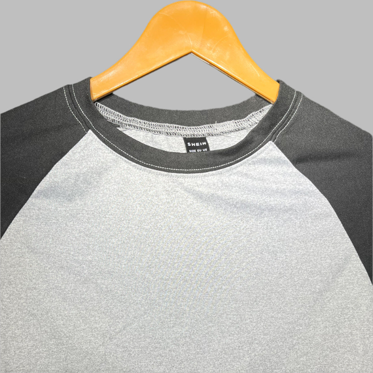 SHEIN Contrast Raglan Sleeve Cropped Tee #172