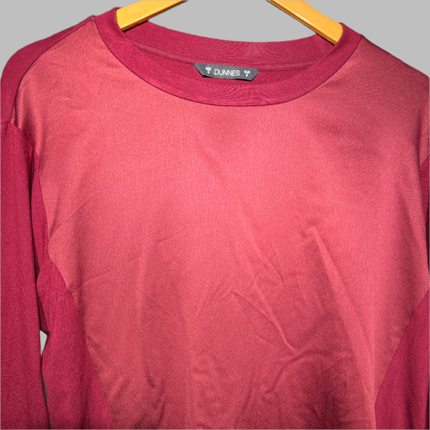 Dunnes Red Long-Sleeve Curved Hem Top #237
