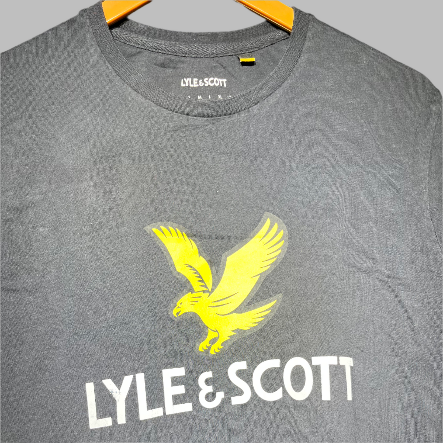 Lyle & Scott Cotton Blended Black T-Shirt for Men - Medium Size