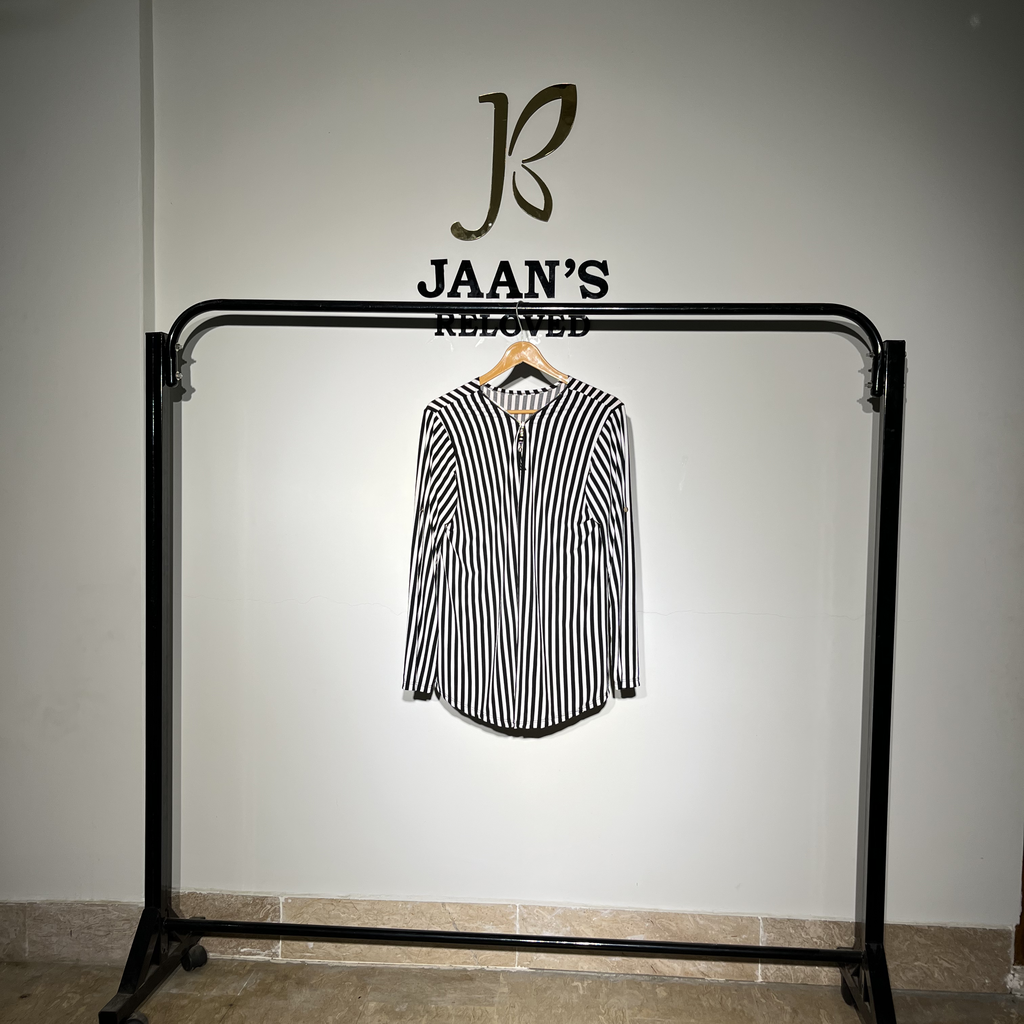 White and Black Ladies Blouse #907