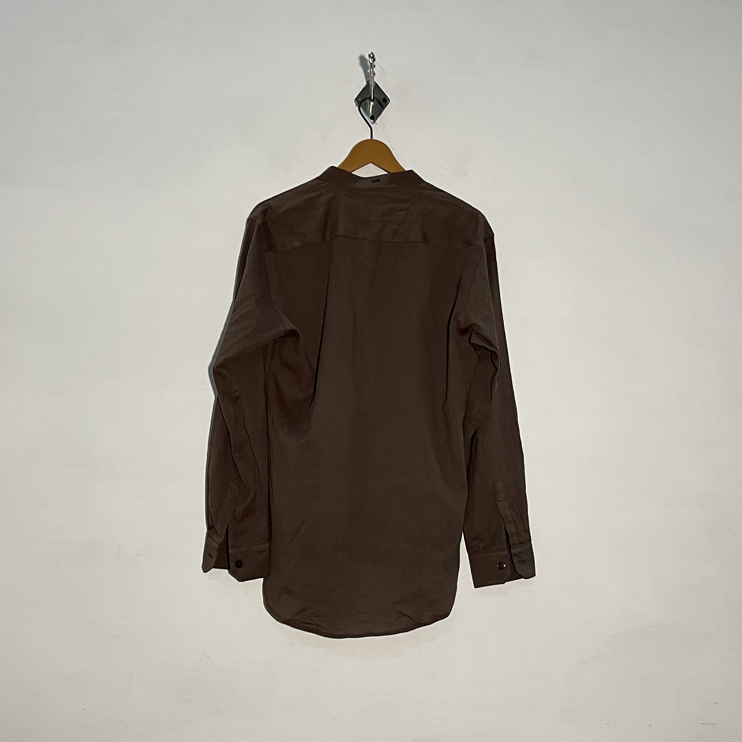 Almirah Men's Classic Dress Shirt – Preloved #3215