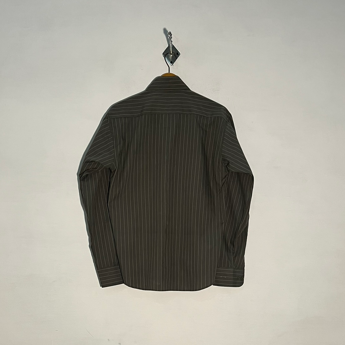 Burberry Men's Dress Shirt – Mehndi & Off White Lining Preloved #3305