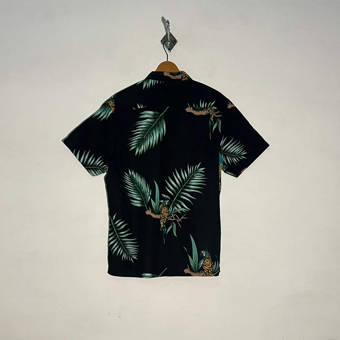 Primark Men's Dress Shirt – Black Green Yellow Orange Floral Preloved #3323