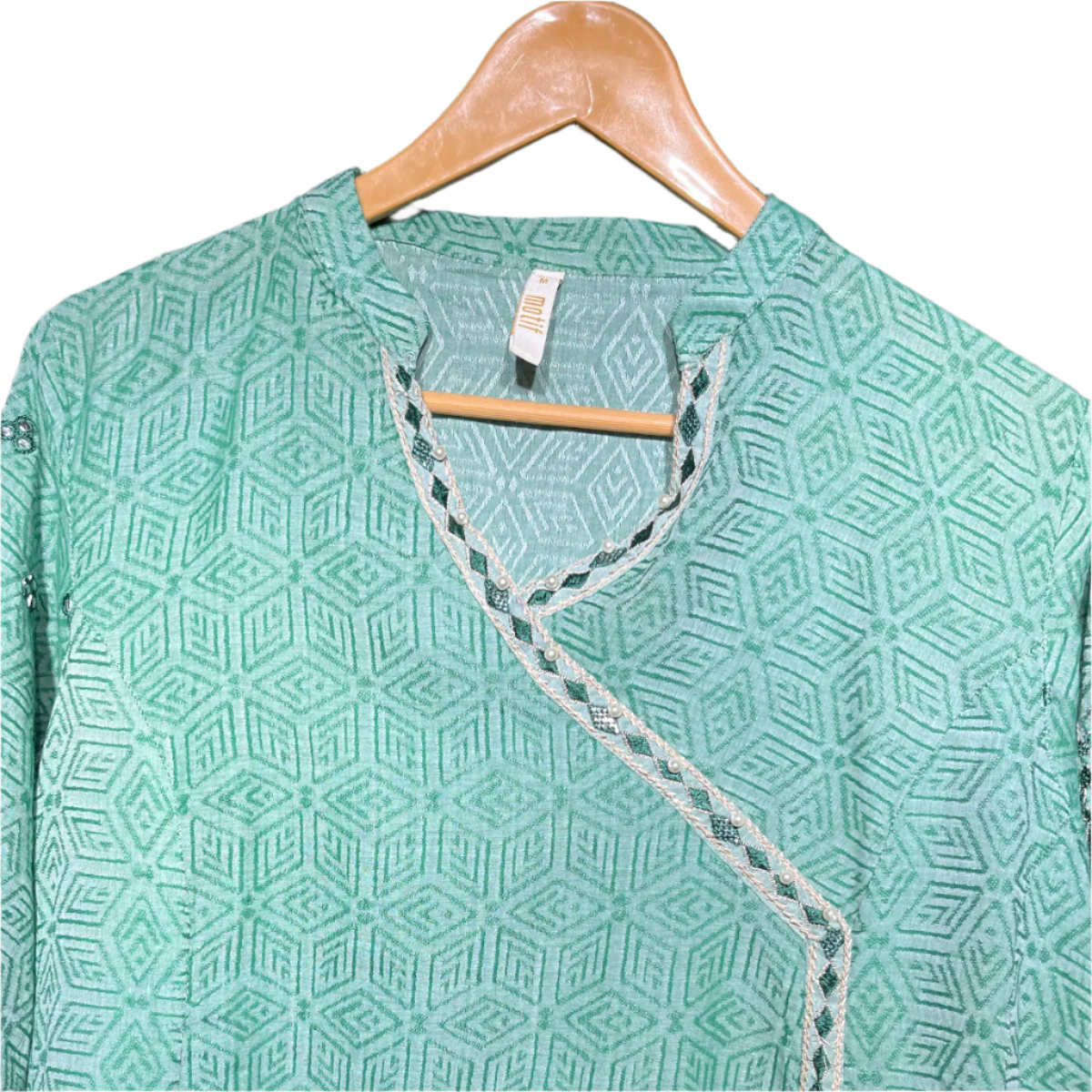 Motif Pastel Green Embroidered Kurta #112