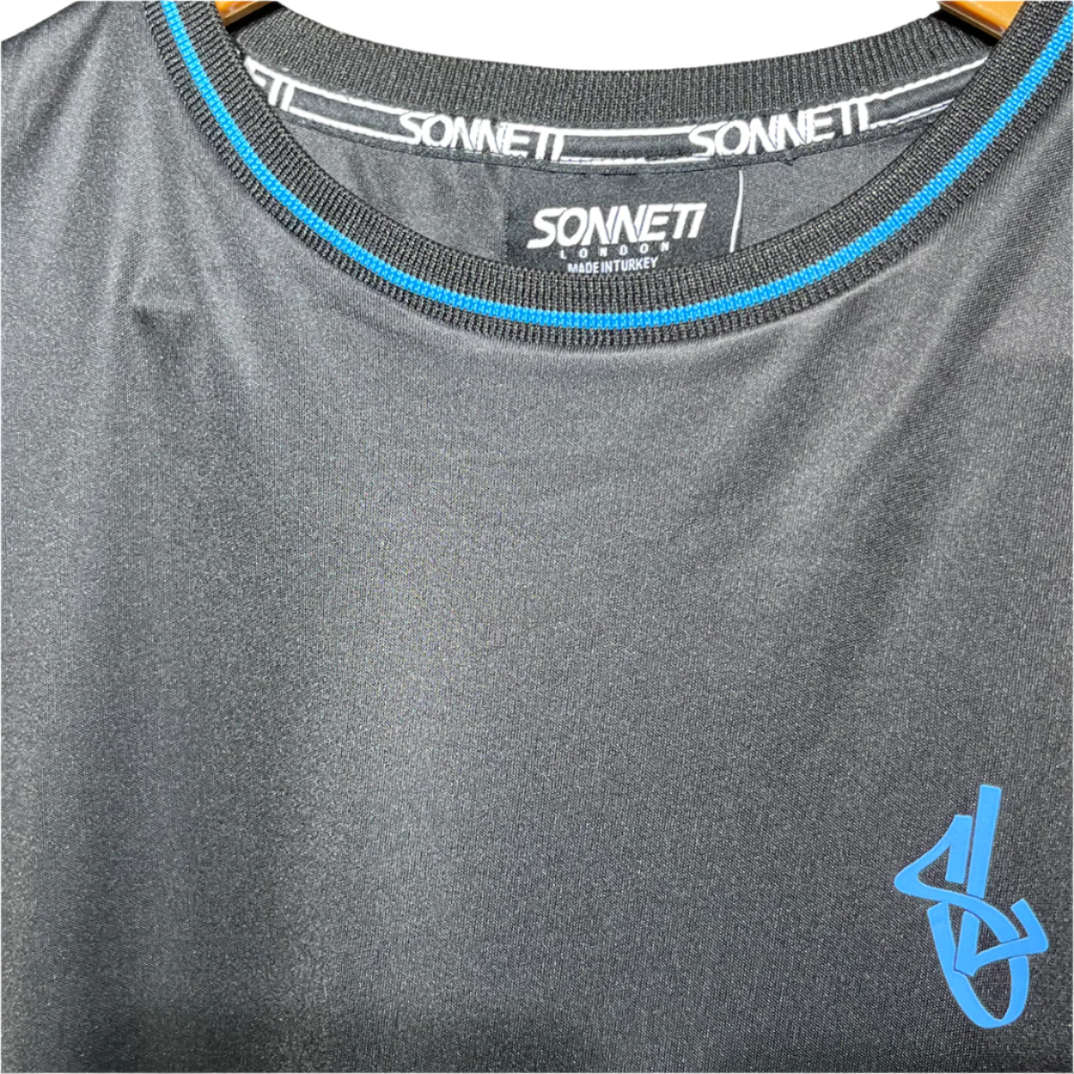 Sonneti Gradient Dry Fit Shirt β Sleek & Sporty Performance Wear #061
