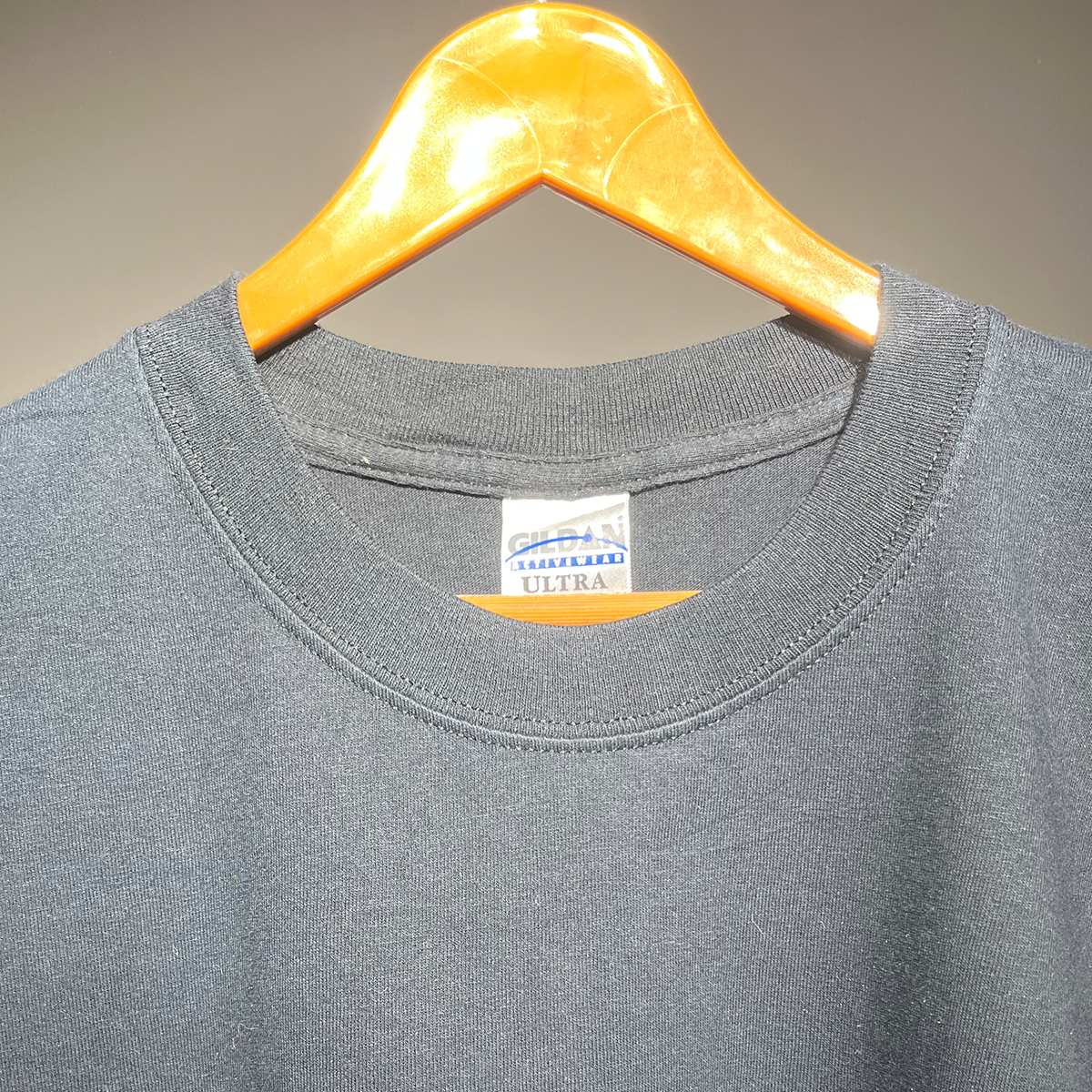 Gildan Black Bostitch Logo T-Shirt β Comfortable & Durable #076