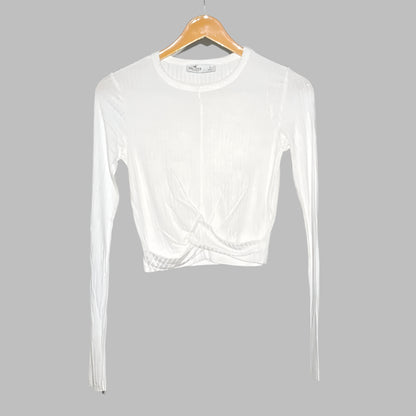 Hollister White Ribbed Long Sleeve Cropped Top – Stylish & Trendy #141