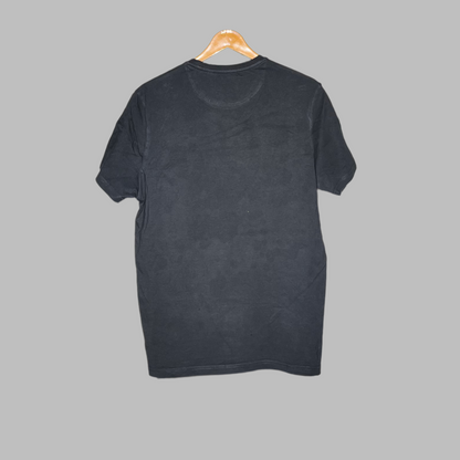 Lyle & Scott Cotton Blended Black T-Shirt for Men - Medium Size