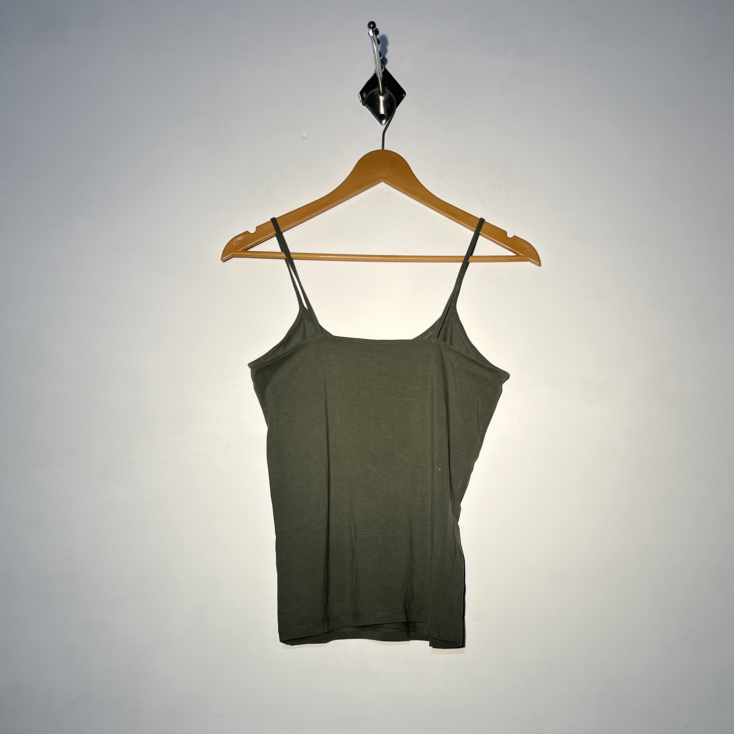 Beautiful Basics Women Essential Croptop #2647