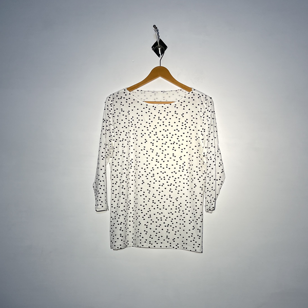 White and Black Dotted Women Basic T-Shirt #2726