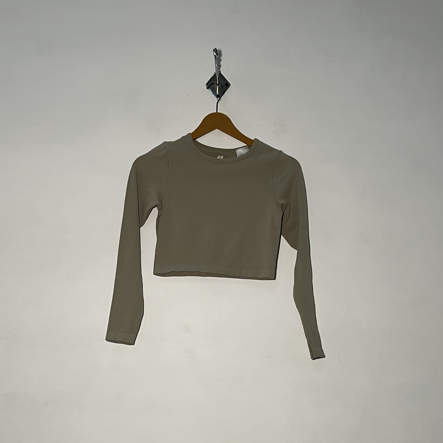 H&M Women's Modern Croptop #2956