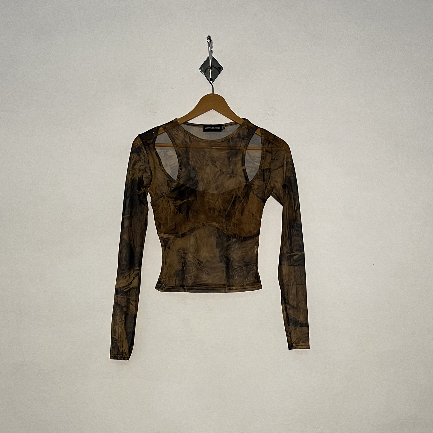 PrettyLittleThing Women's Modern Croptop #2937