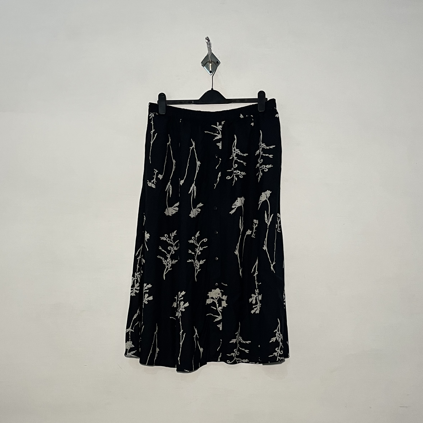 Black and White Floral Women Skirts #3064