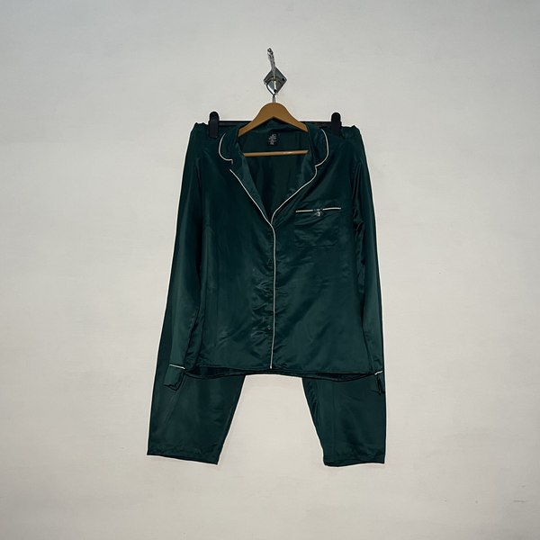 Sylve Meis Women's Casual Night Suit – Dark Green Preloved #3074