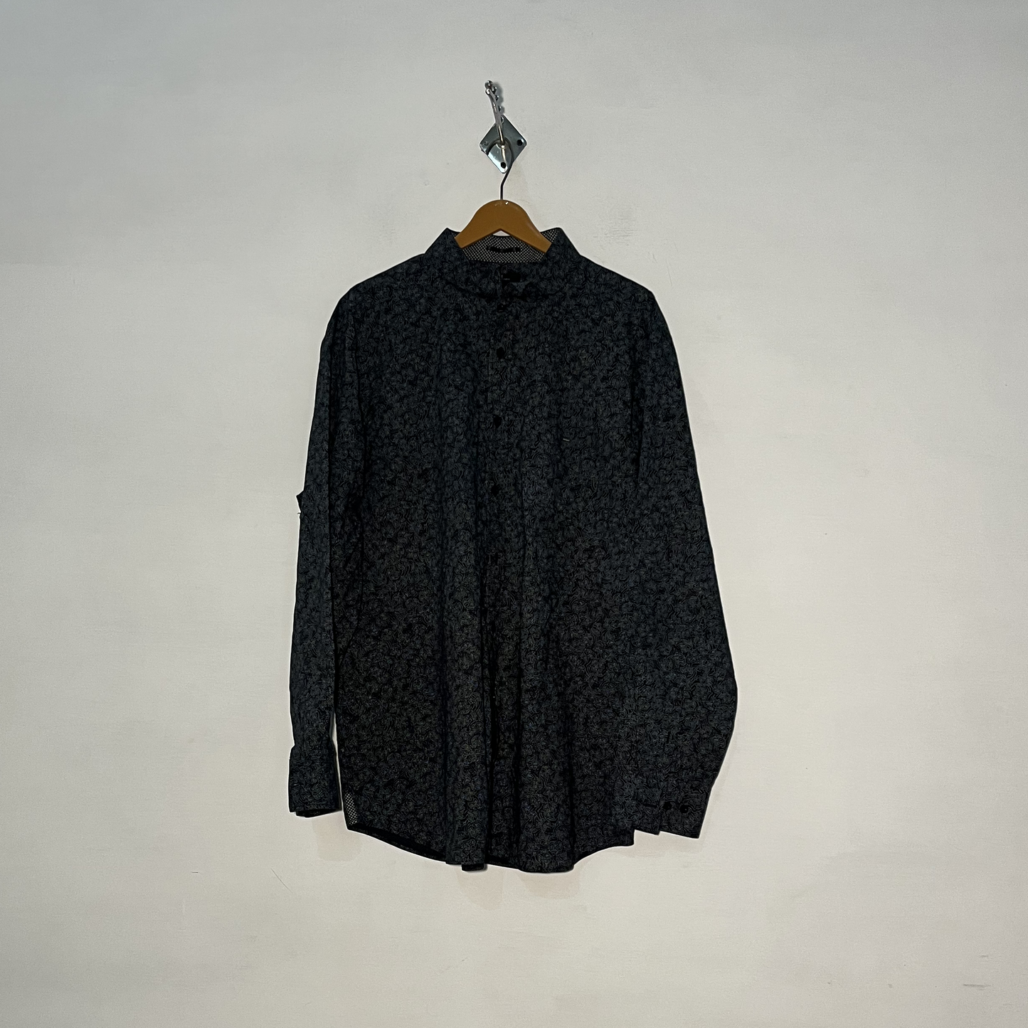 Jasper Conran Men's Printed Dress Shirt – Black Preloved #3097