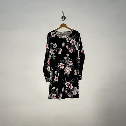 Black and White Gray Floral Women Single Nighty Floral Sleepwear #3157