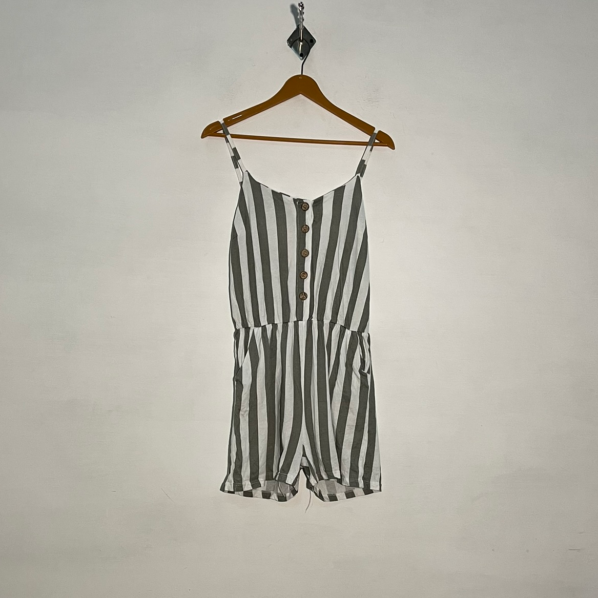 White & Gray Women's Bodysuit Preloved #3225