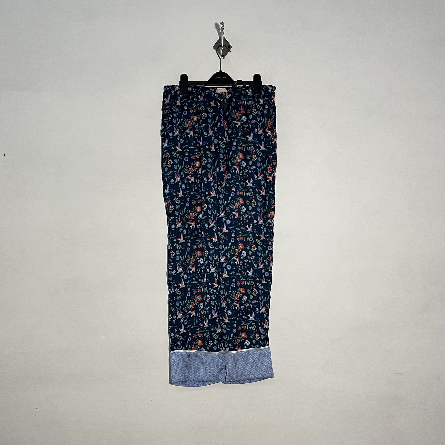 Carolan Donely Women's Comfortable Night Suit – Preloved #3217