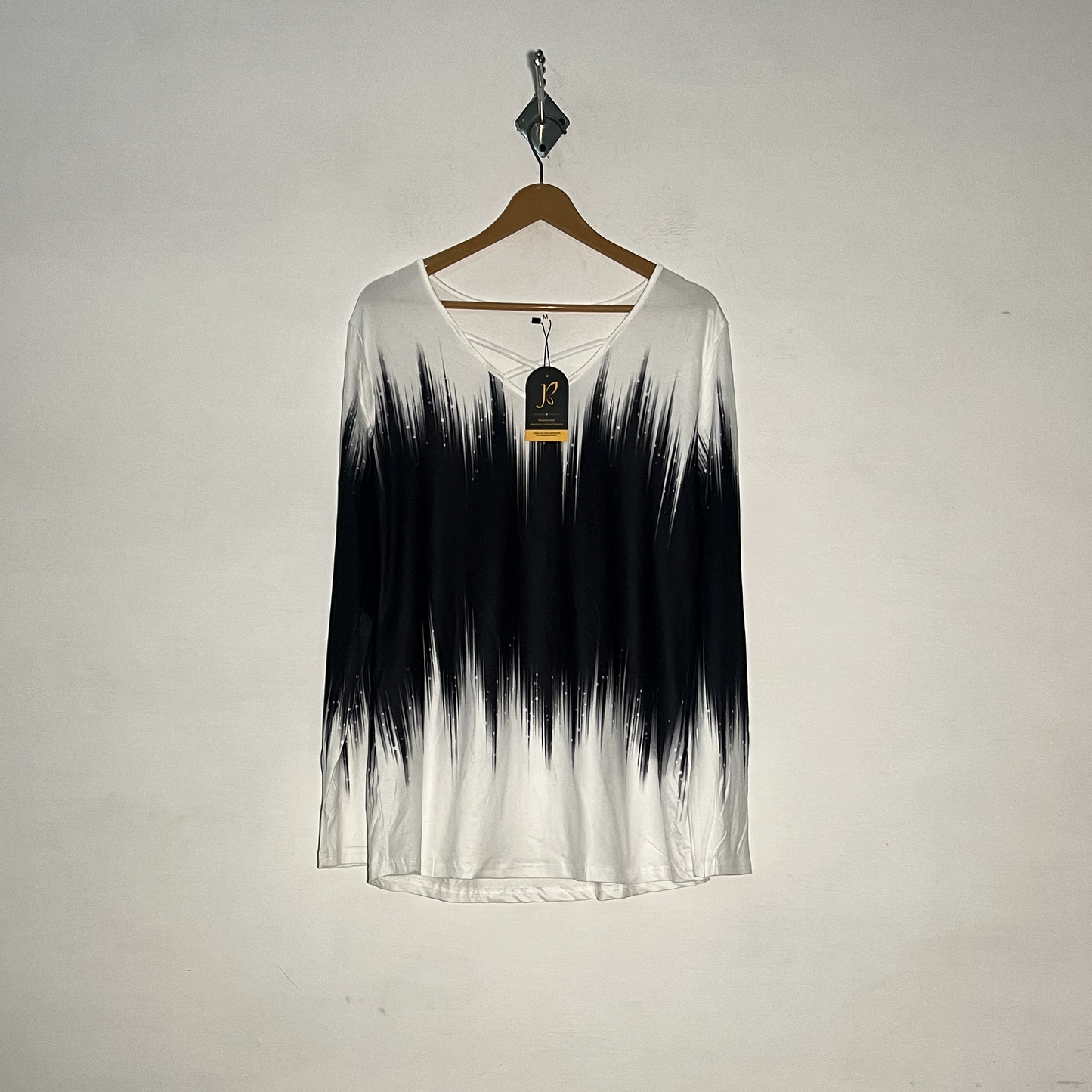 White & Black Printed Women's Casual T-Shirt – Preloved #3265