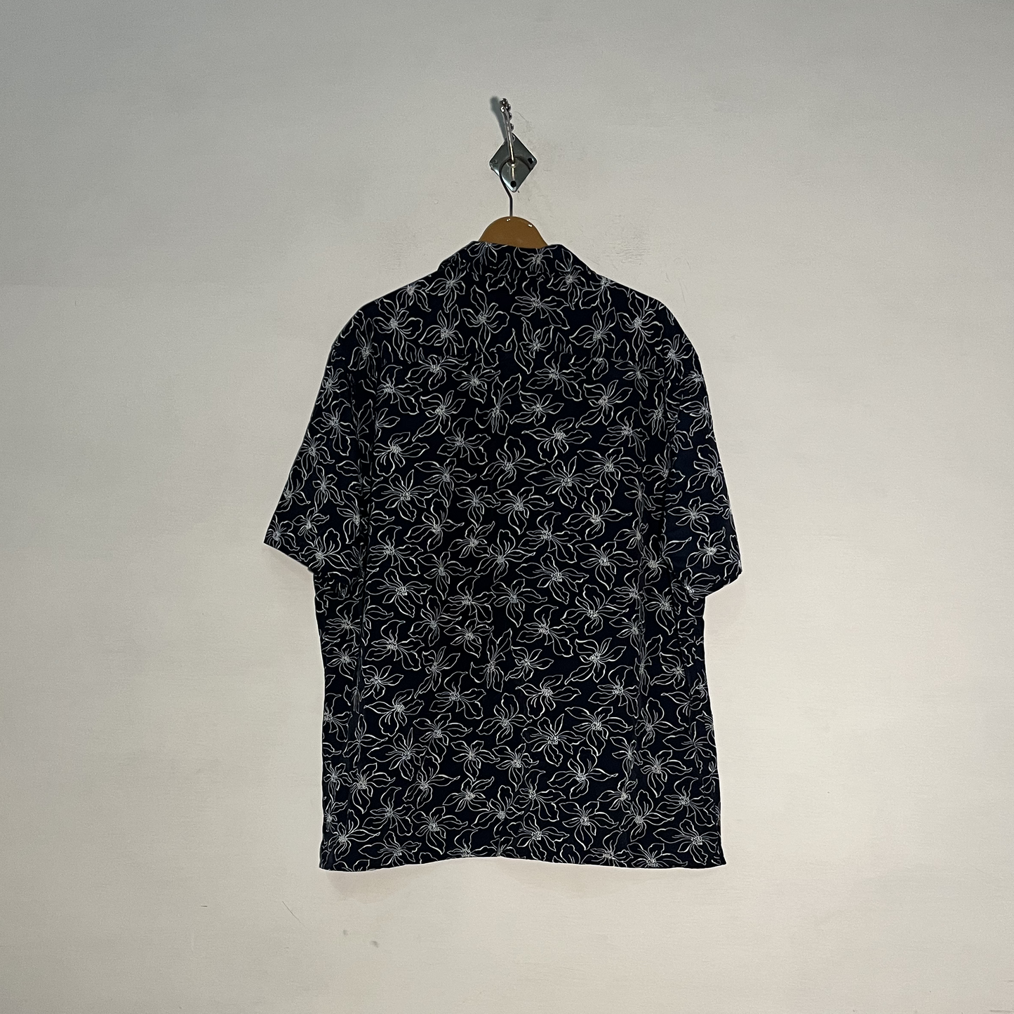 M&S Men's Floral Dress Shirt – Dark Blue & White Preloved #3299