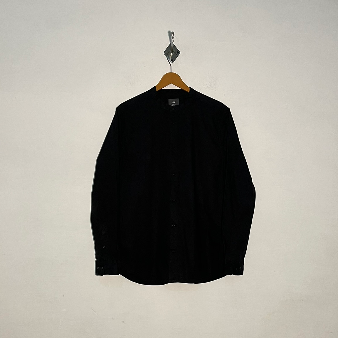 H&M Men's Black Dress Shirt Preloved #3347