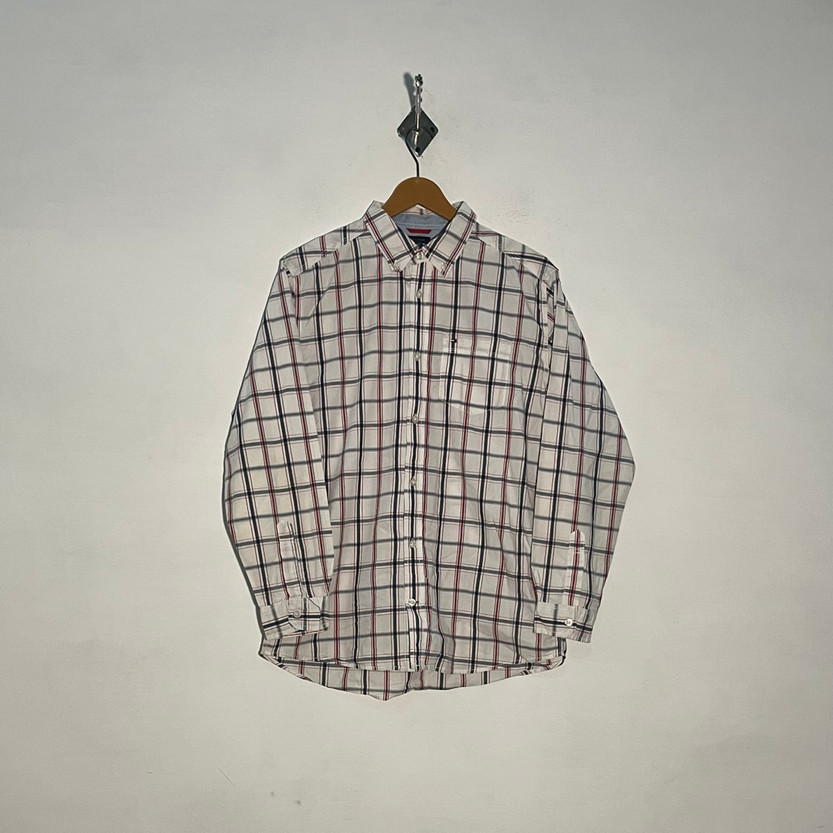 Tommy Hilfiger Men's Dress Shirt White & Dark Blue Check #3396