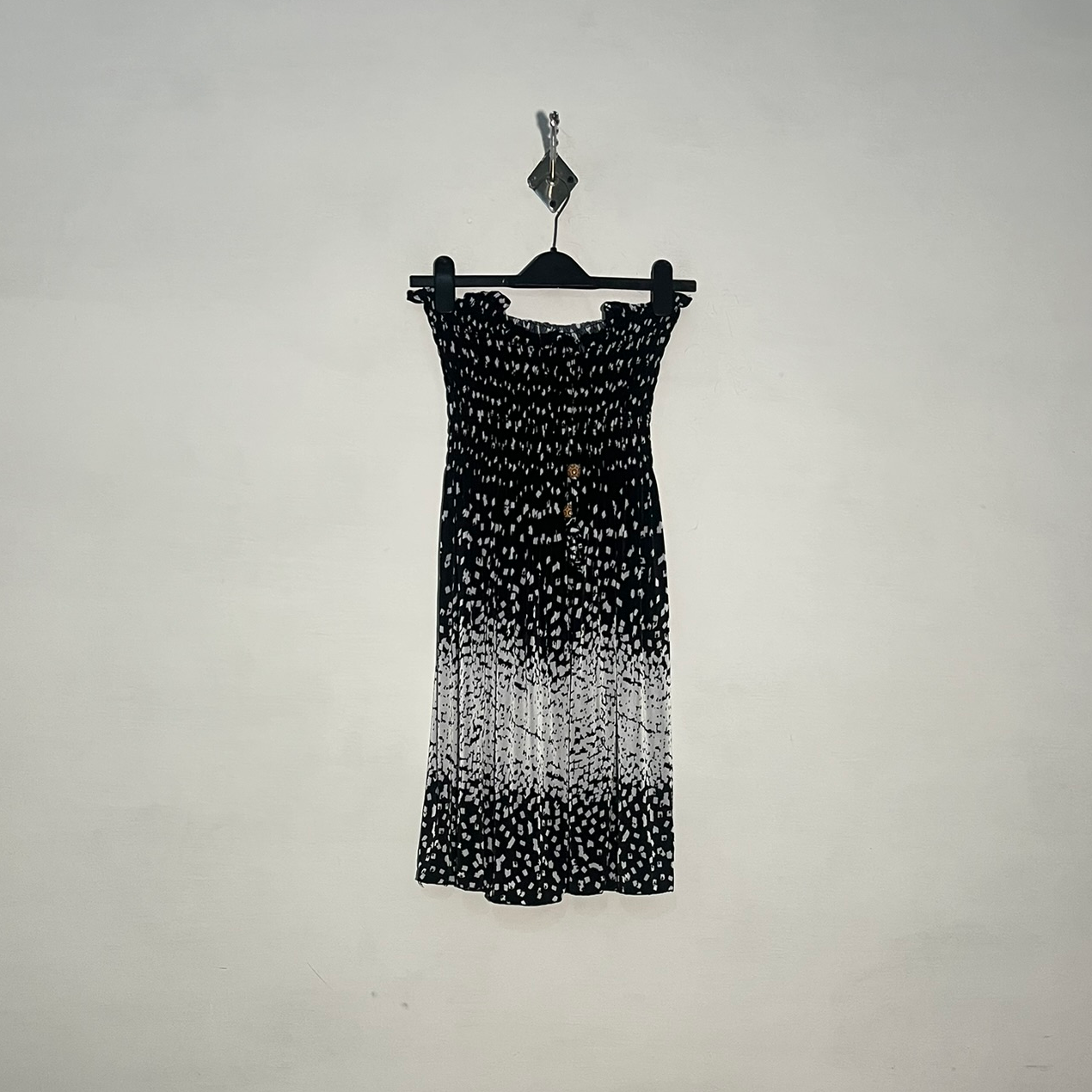 Black & White Printed Ladies Skirt Preloved Clothing #3368
