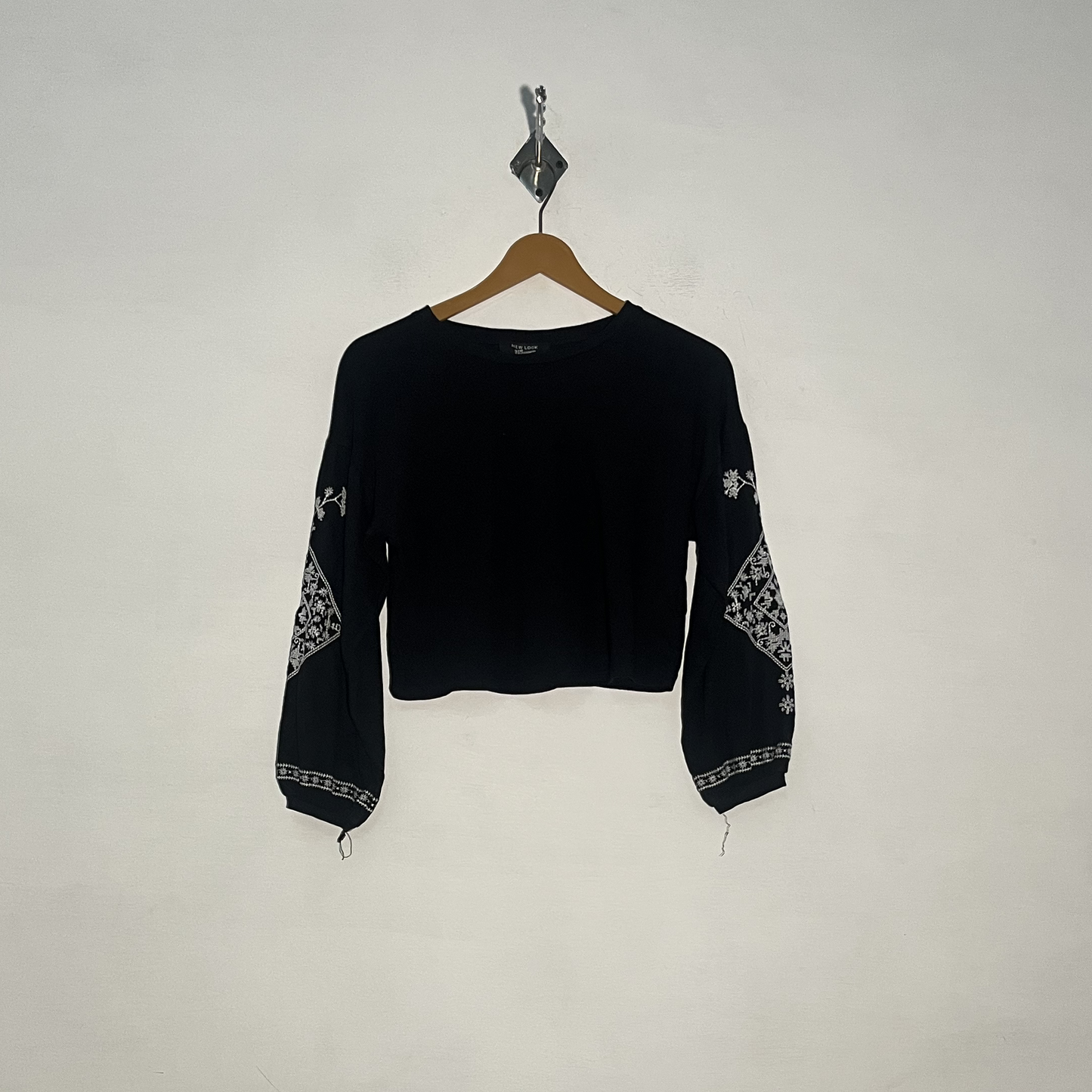 New Look Kids Black Crop Top Preloved Clothing #3375