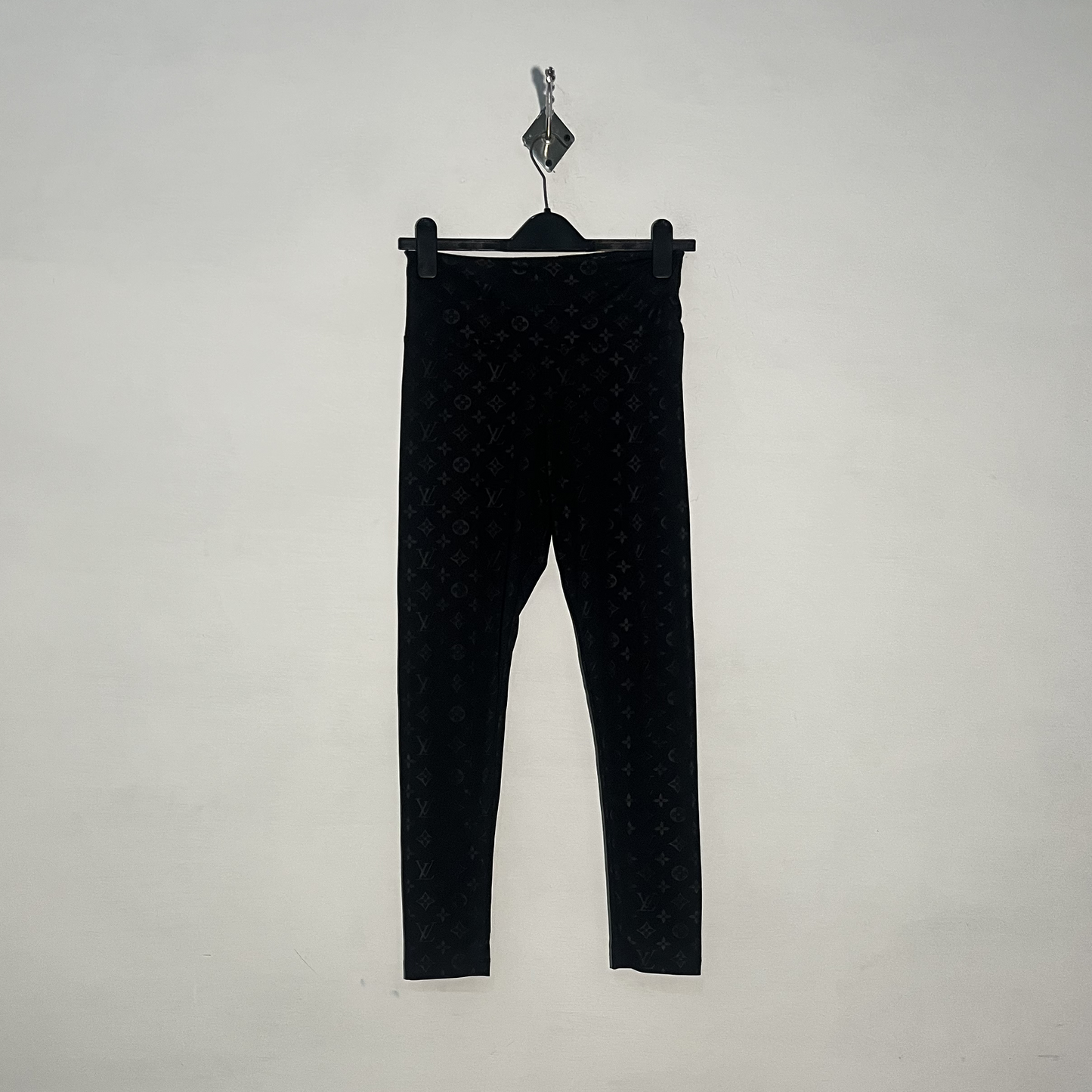 Louis Vuitton Women Black Printed Trousers Preloved #3383
