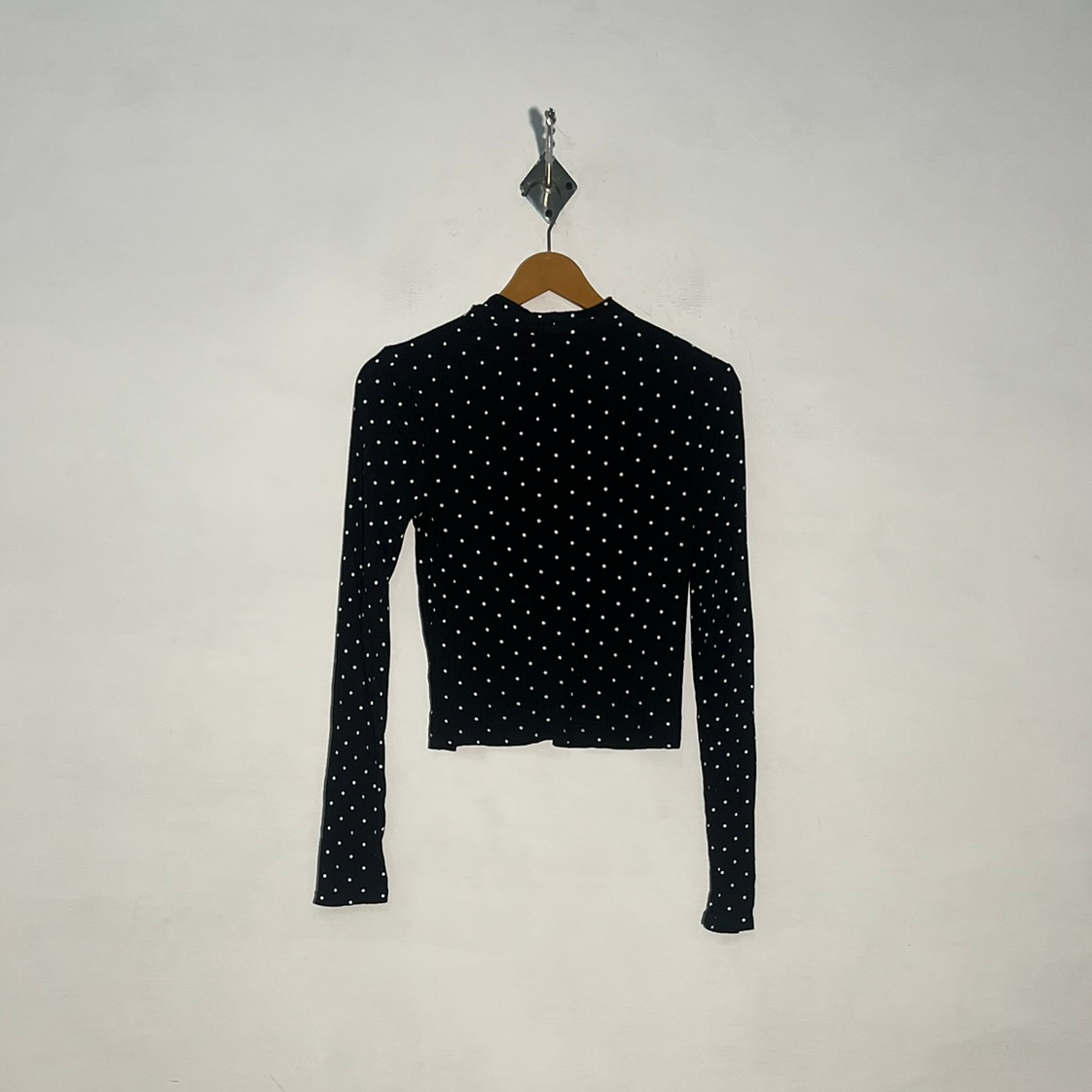 Divided Women Black & White Dotted Crop Top Preloved #3385