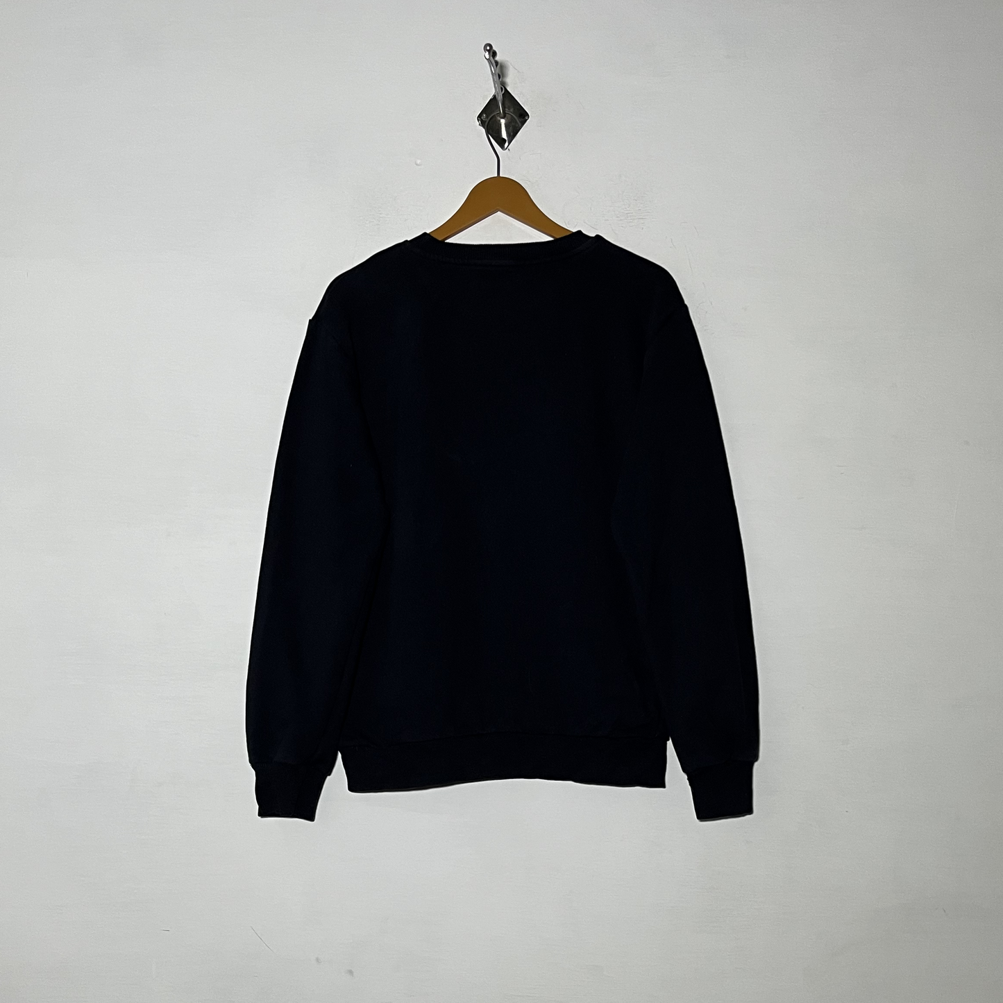 Moncler Men's Sweatshirt Black Preloved #3503