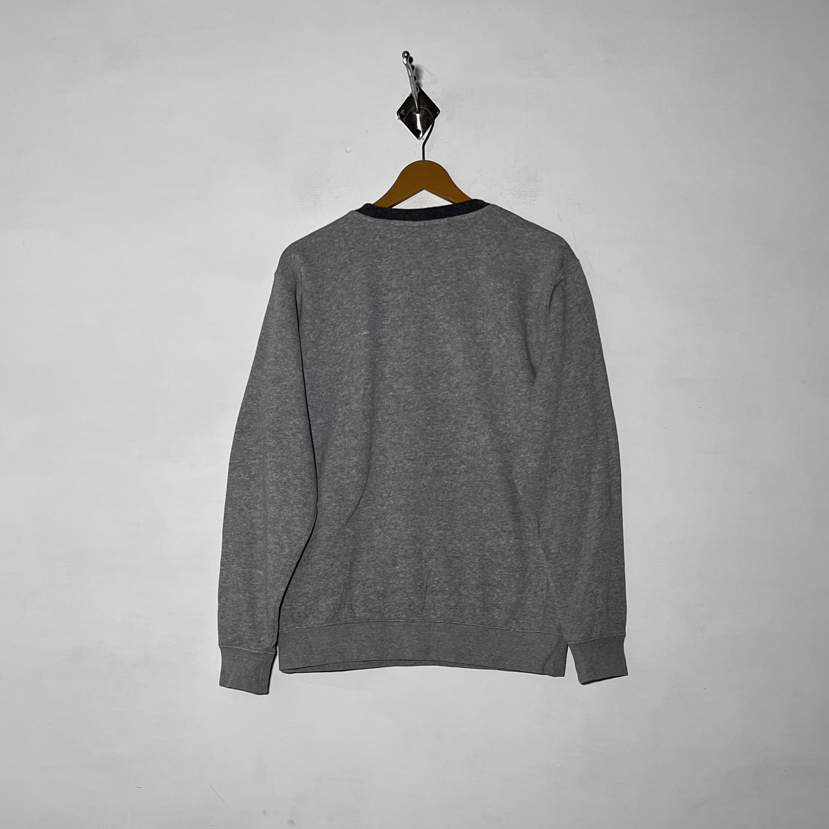 Nike Men's Sweatshirt Gray Preloved #3502