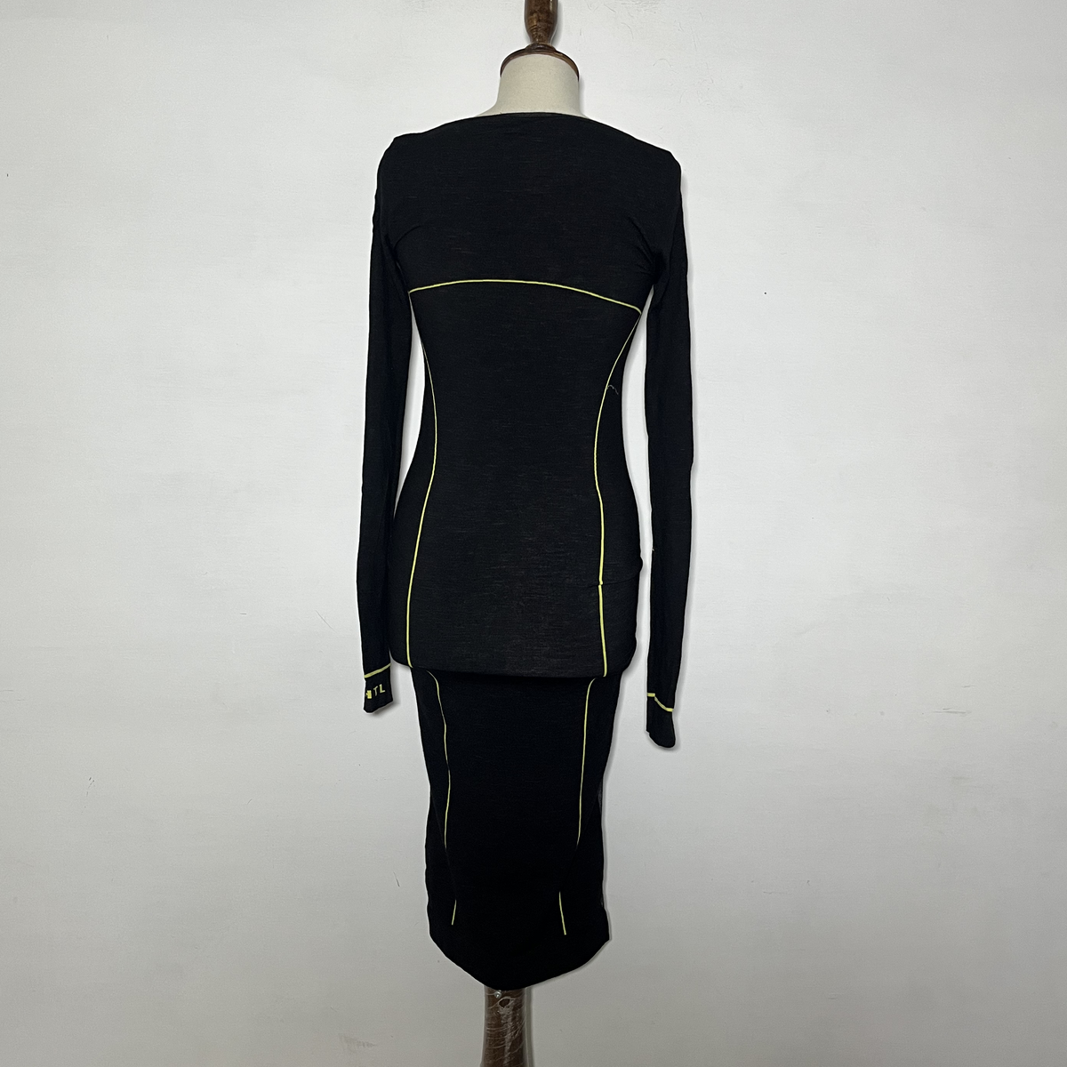 Black and Gray Parrot Green Bodycon Preloved Clothing #3600