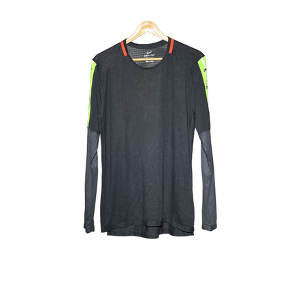 Nike Men T-Shirt #1511