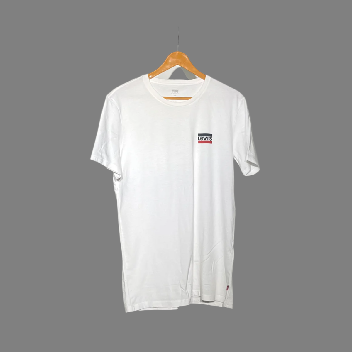 Levi's Men's Classic White T-Shirt #083