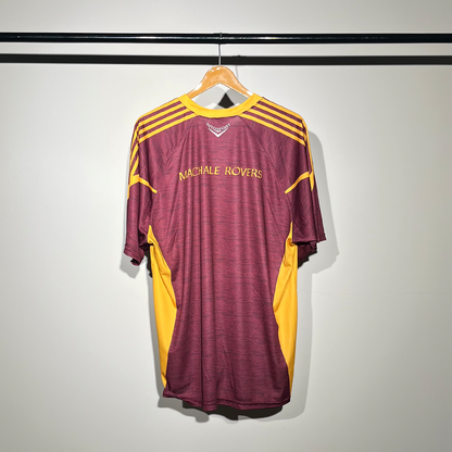 IntoSport Performance T-Shirt – Maroon & Yellow #038