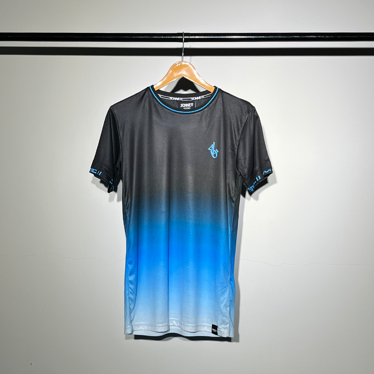 Sonneti Gradient Dry Fit Shirt – Sleek & Sporty Performance Wear #061