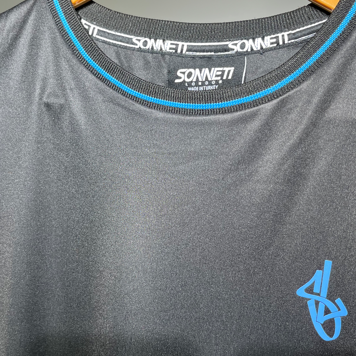 Sonneti Gradient Dry Fit Shirt – Sleek & Sporty Performance Wear #061